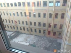 <b>俄圣彼得堡一大学教学楼二至五层坍塌,或有人被埋</b>