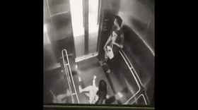 残忍!马来西亚劫匪电梯暴打女子,监控录像在网上疯传