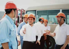 <b>大连百姓:徐长元是位好官</b>